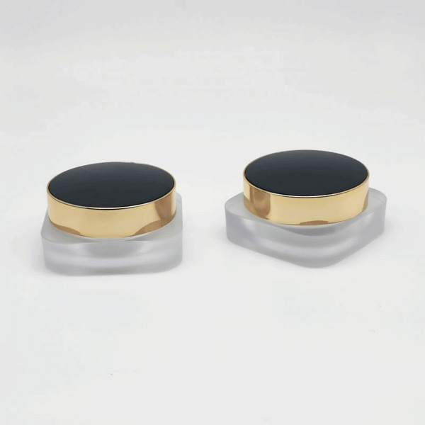Square loose powder