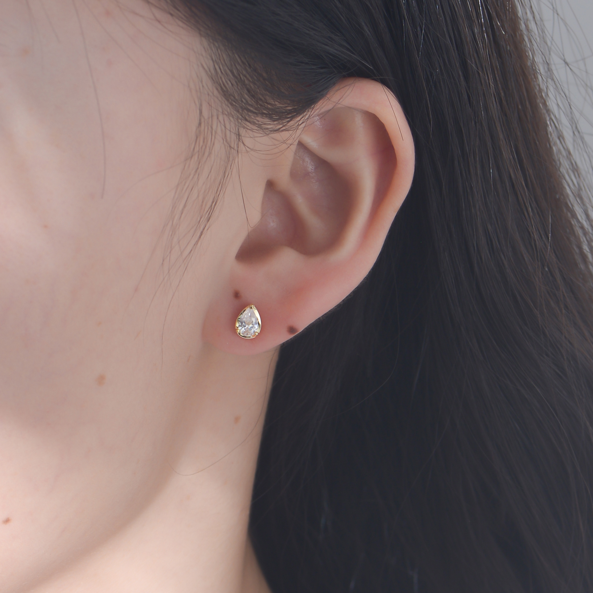 6g Weight 0.03µm Gold Plating Thickness Electroplating Gold Plating Process 1 Pair 925 Sterling Silver Water Droplets Ear Studs