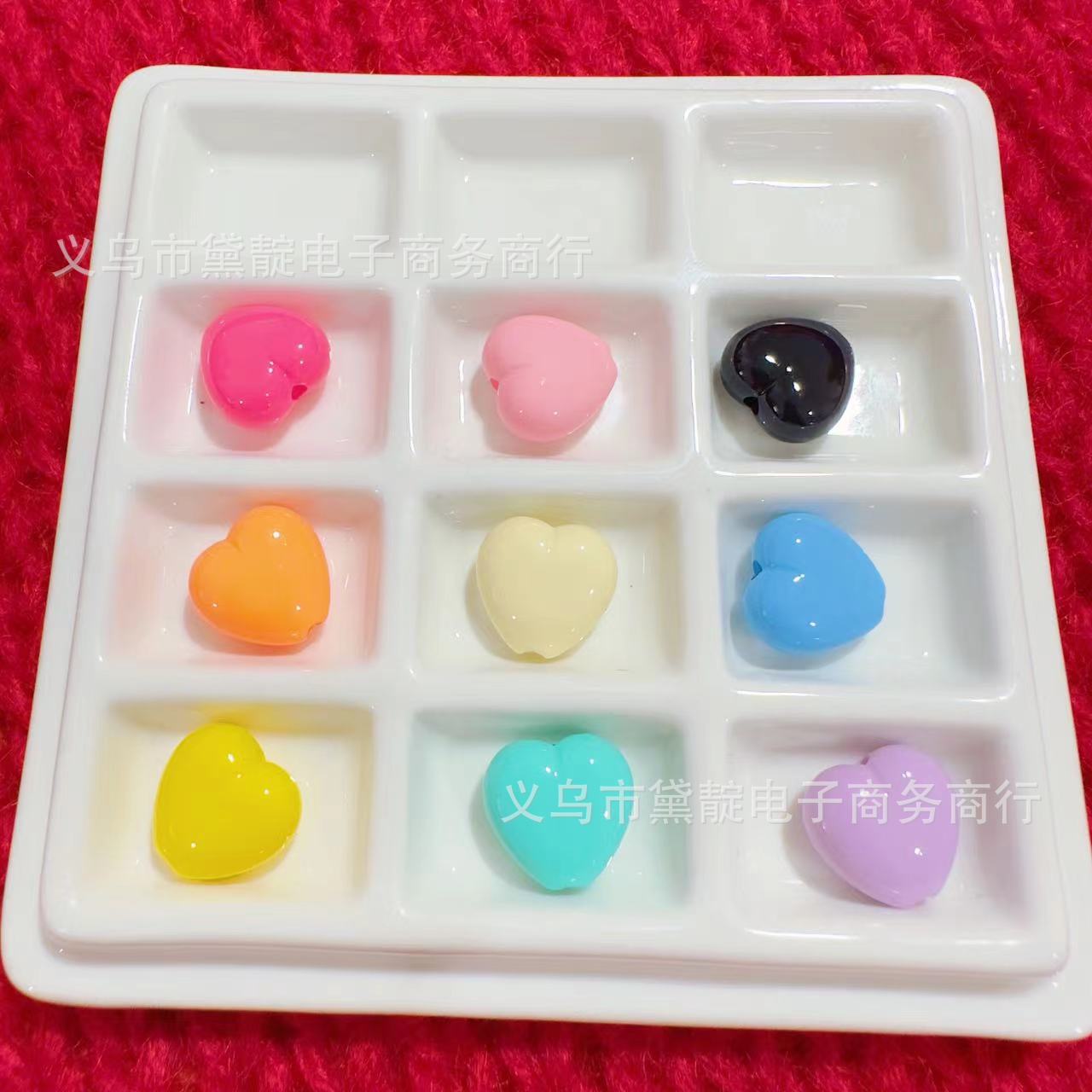 Children's acrylic beads heart-shaped