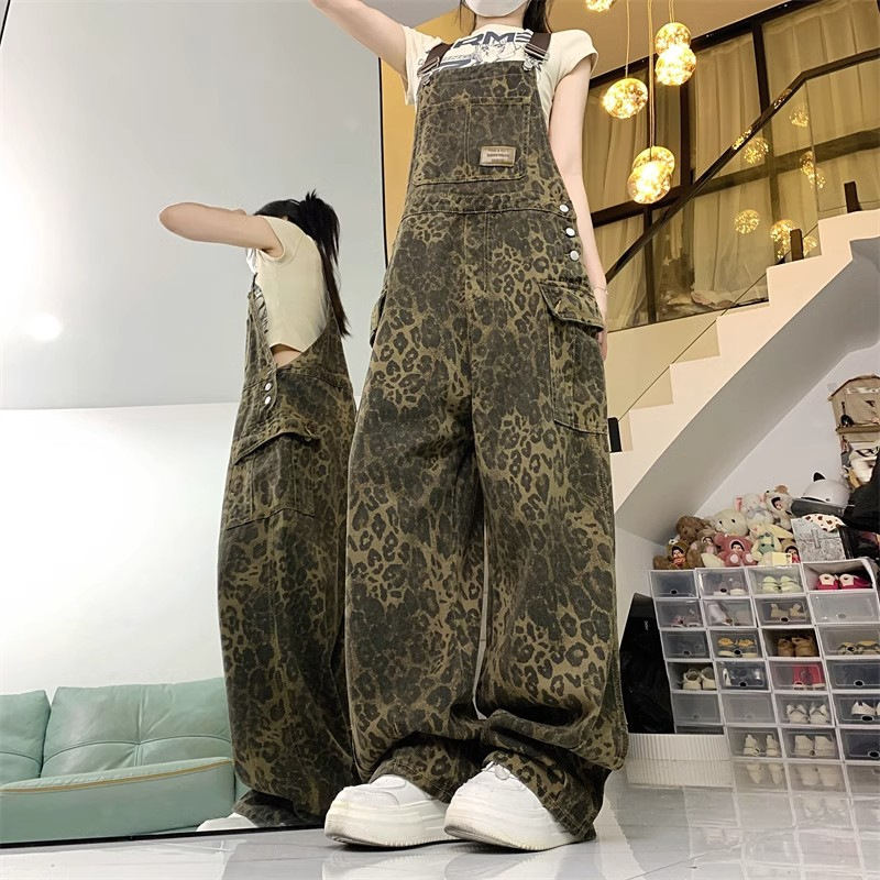 韓国版の多ポケットヒョウ柄のデニムの男女の背もたれのズボンはアメリカ式の街頭のカジュアルな連体のズボンを修理します。|undefined