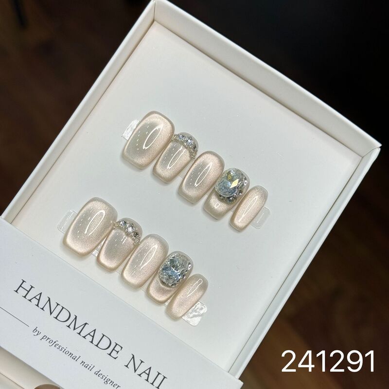 [Silver Moon Rose] Flash Diamond Ball Gentle Daquin Porcelain White Glass Beads Cat's Eye Hand-Wearing Finished Nail Art