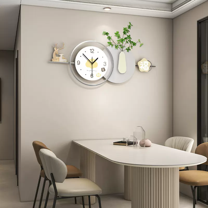 挂钟高级感客厅家用时尚奶油风餐厅现代装饰钟表挂墙创意静音时钟