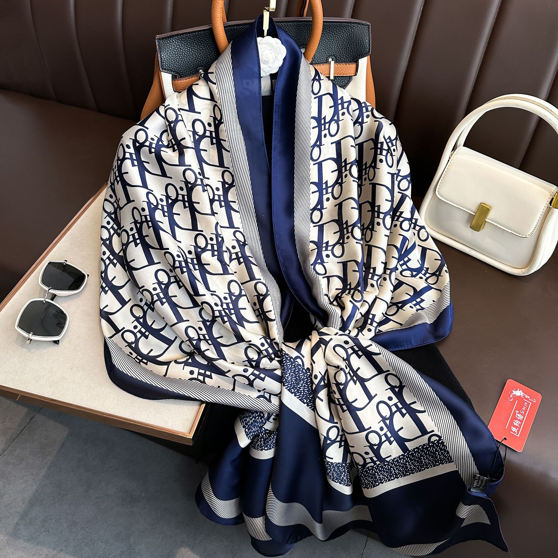 2025 new silk scarf~good quality~Gift gift gifts for light luxury…