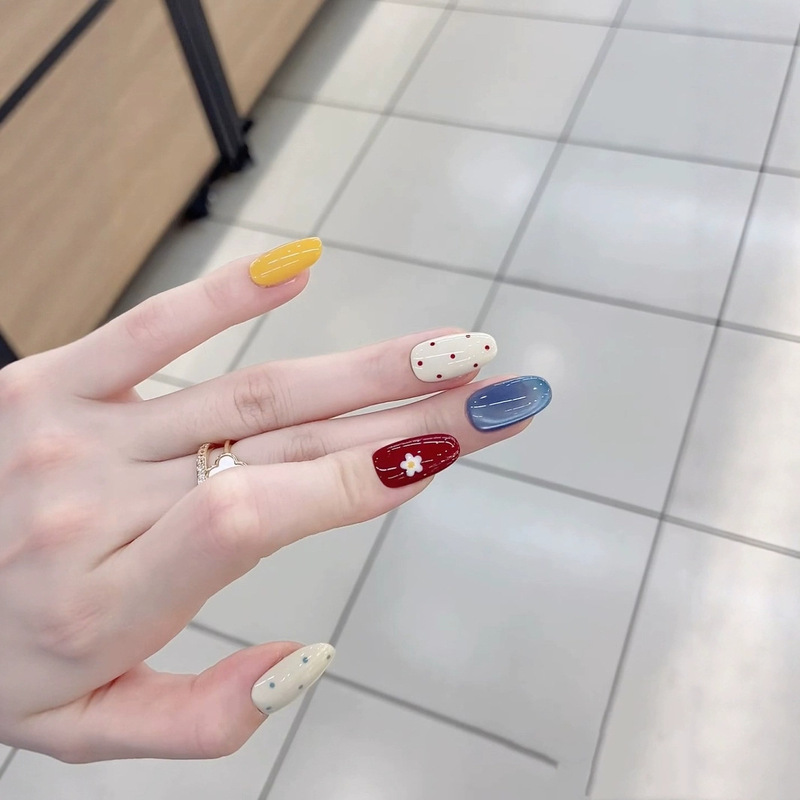 Xiaohongshu's Popular Cat-Eye Solid Color Polka Dot Flower Summer Handmade Wearable Manicure Whitening Cute Contrasting Color Wholesale