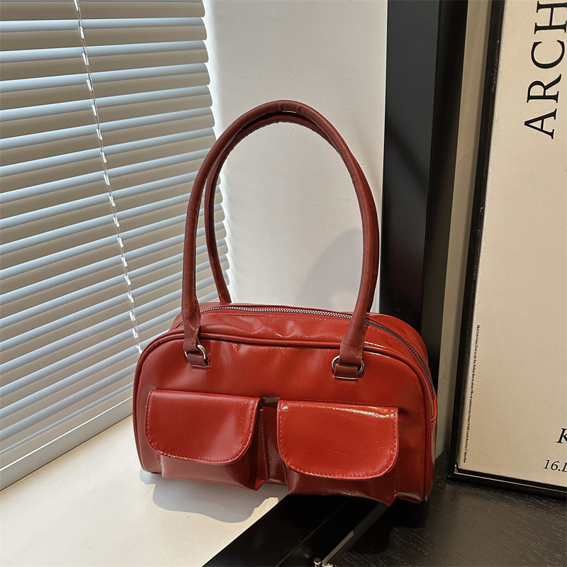 Tendencia femenina de otoño hermoso bolso de mano pequeño, bolso popular este año 2024, nuevo estilo coreano bolso de hombro de moda