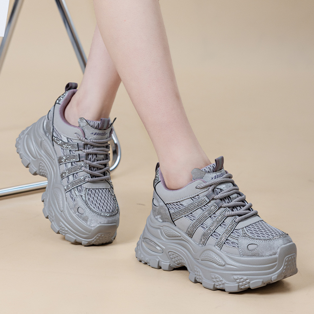 2025秋季韩版网面镶钻老爹鞋女秋新款厚底增高时尚百搭运动休闲鞋