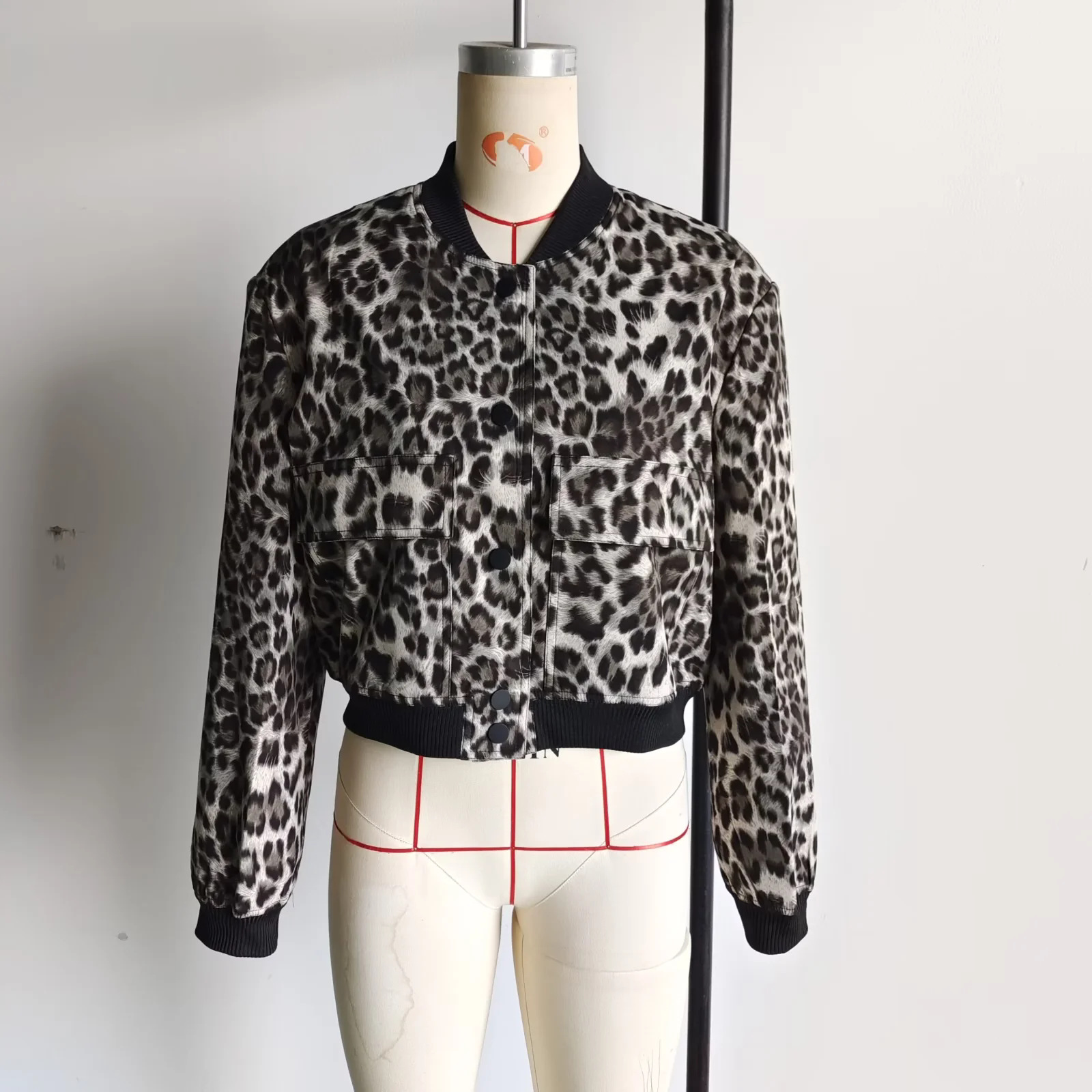 Women's Clothing 2024 new fashion large pocket short autumn pilot jacket coat_voghion.com