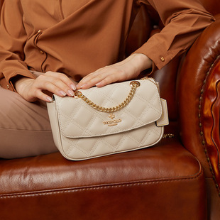 WDPOLOƷ��Ů��2022�¿� �r�К��|С���L���朗lб�潑����С��