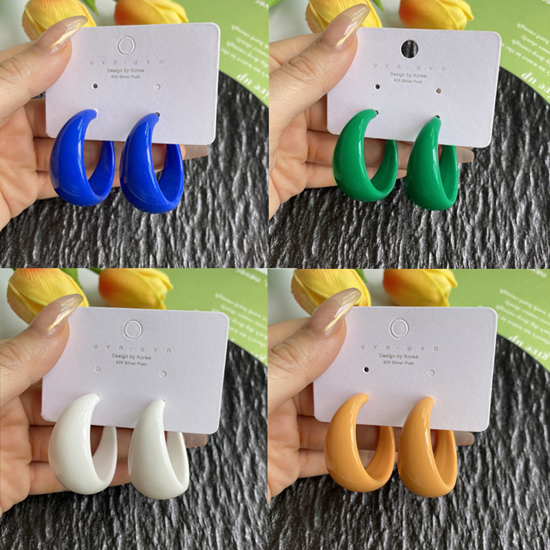 Retro C Shape Solid Color Metal Womenu0027S Ear Studs 1 Pair