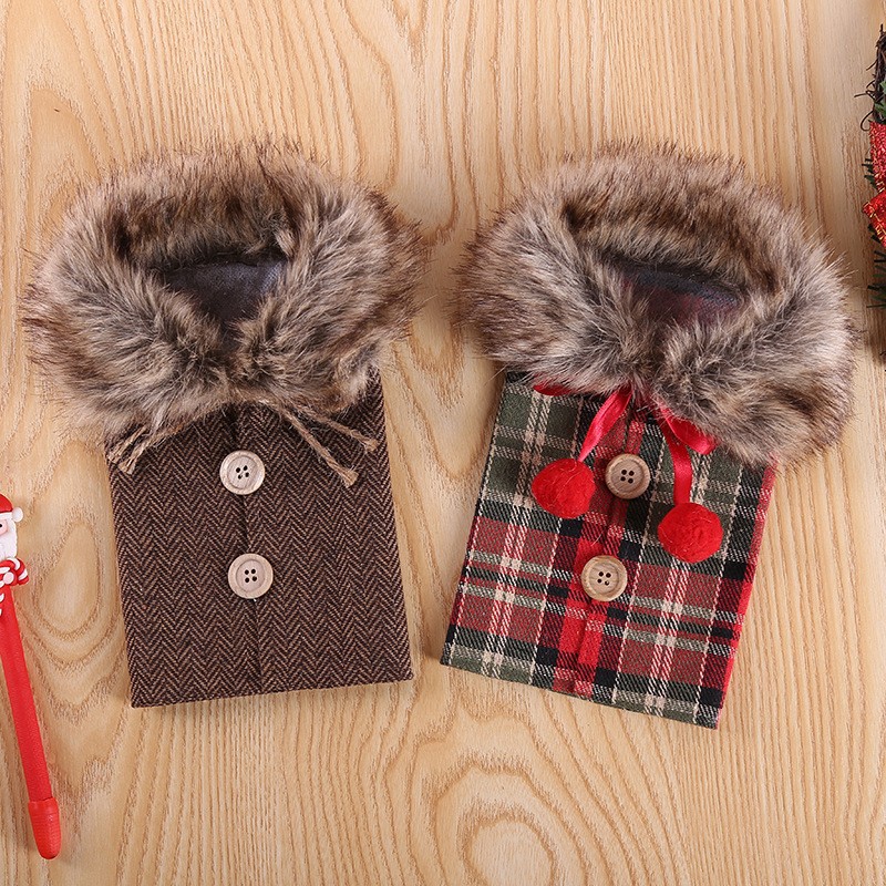 Decoraciones de Navidad europeo y americano nuevo vino conjunto de decoración de vacaciones accesorios arco de lino Cuello de piel botella de vino en stock