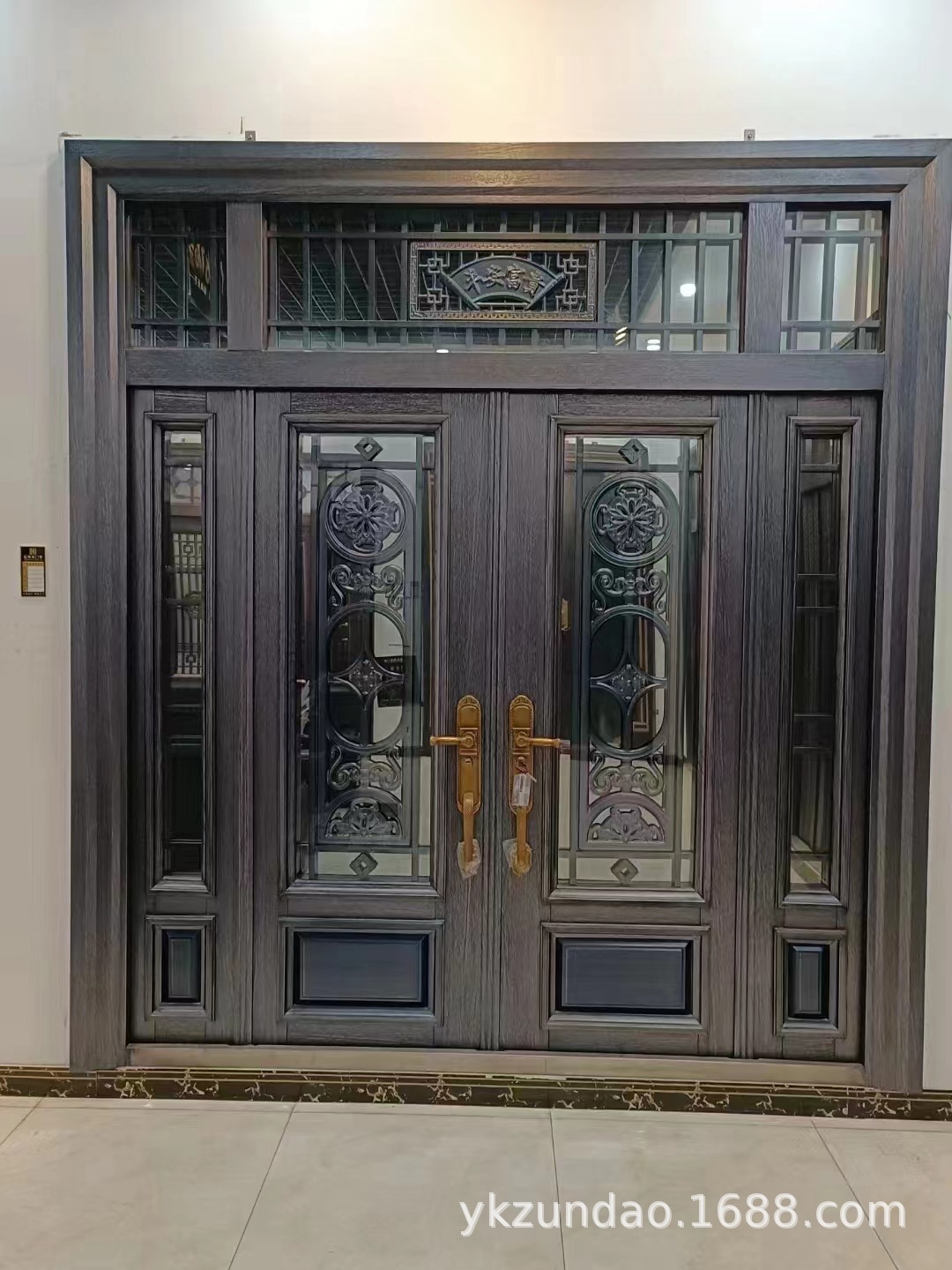 四开锌合金玻璃大门