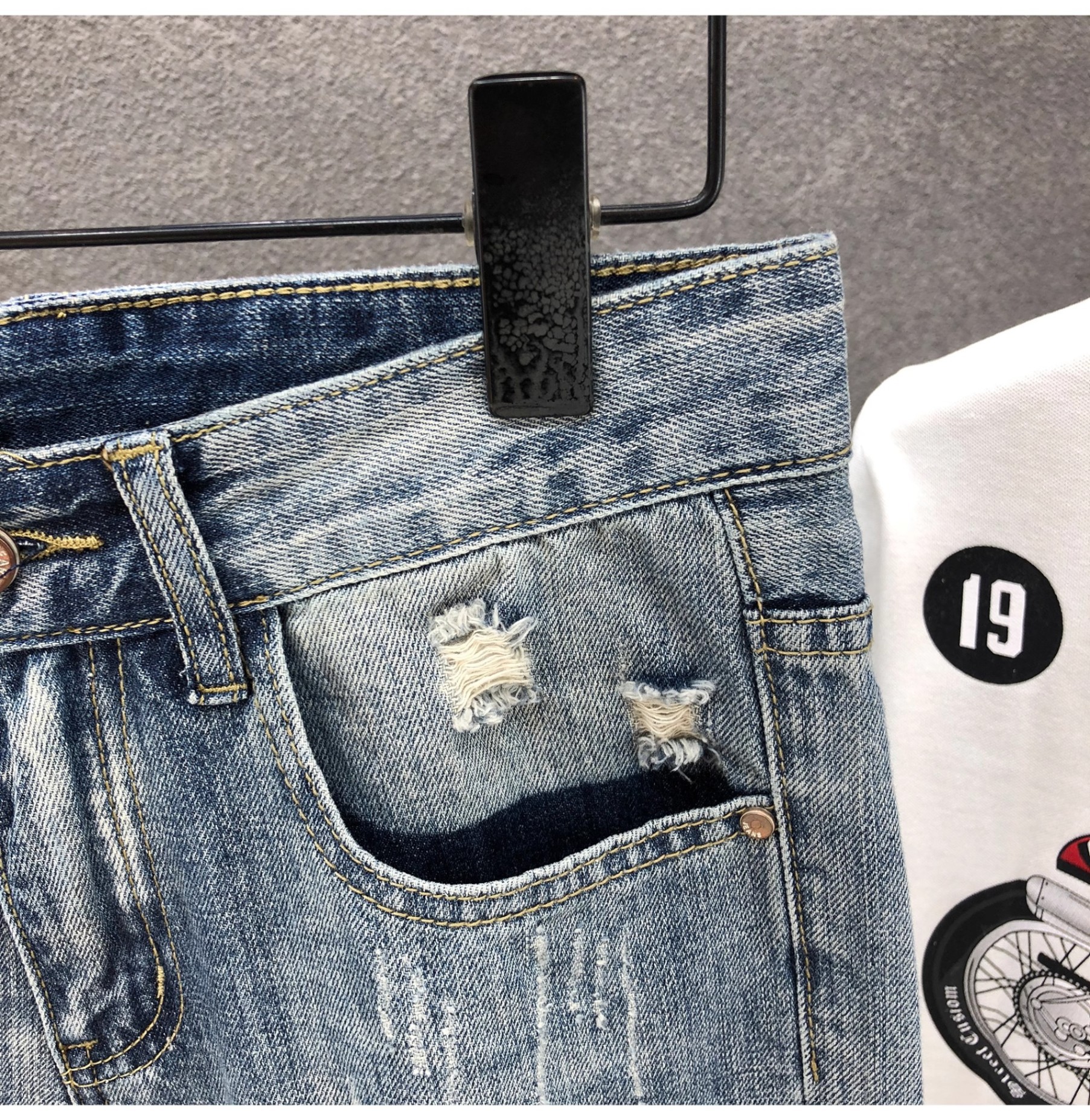 Men's Ripped Denim Shorts Summer Wear Resistant Light Colored Elastic Comfortable Casual Handsome Washed Retro Shorts_mkmklike.com