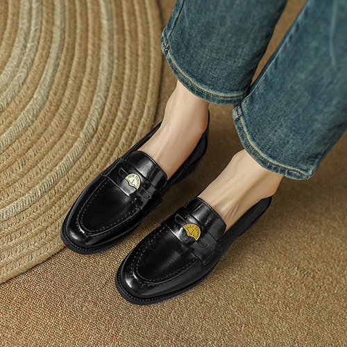 The final style of vintage polished cowhide loafers plus velvet  spring and summer British style genuine leather casual shoes small leather shoes