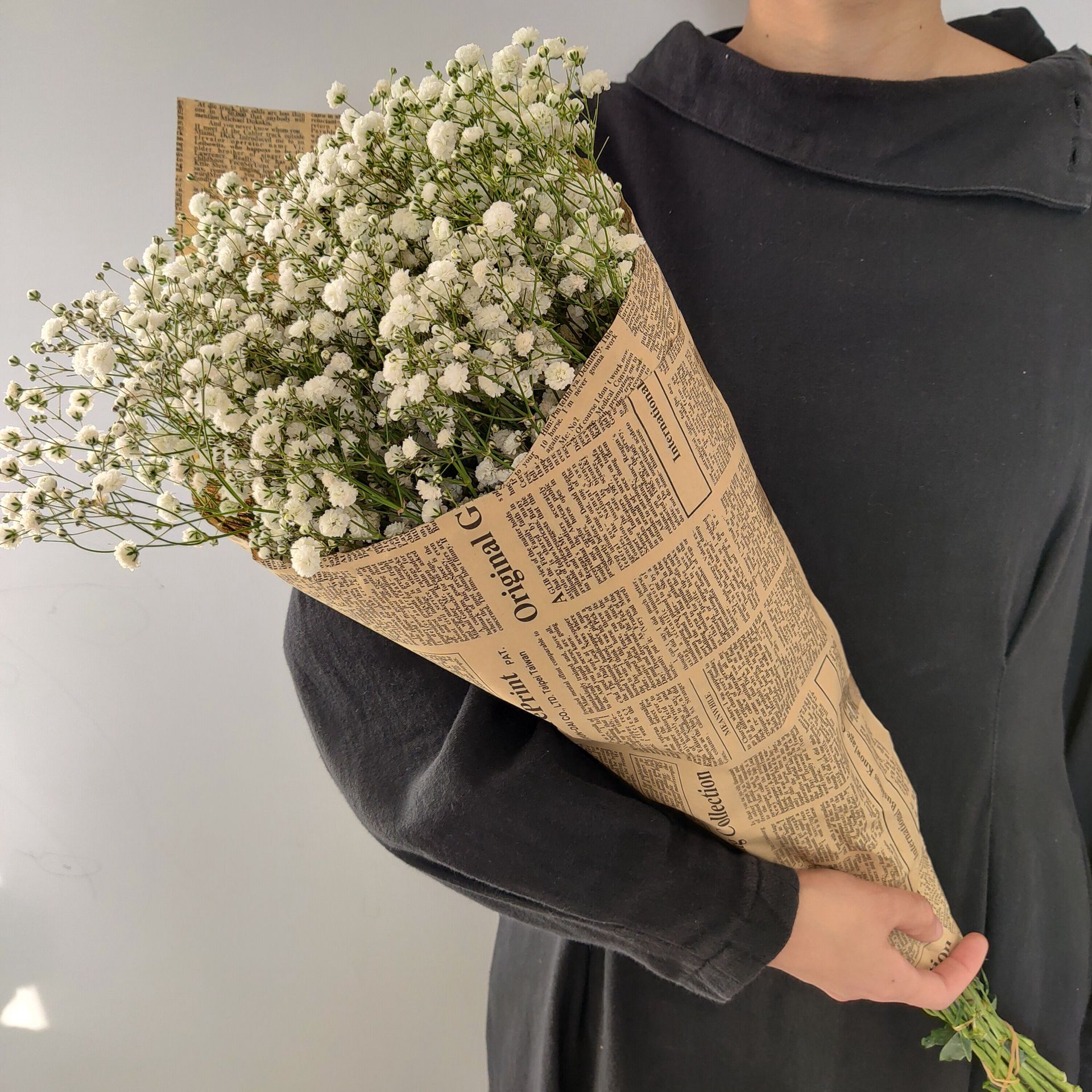 미색 안개꽃 복고풍 포장