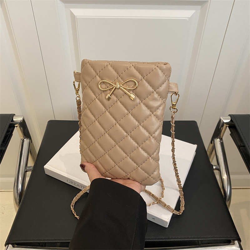 Autumn Popular Bow Small Square Bag Women's 2025 New Fashion Trend Crossbody Bag Niche Sweet Shoulder Bag