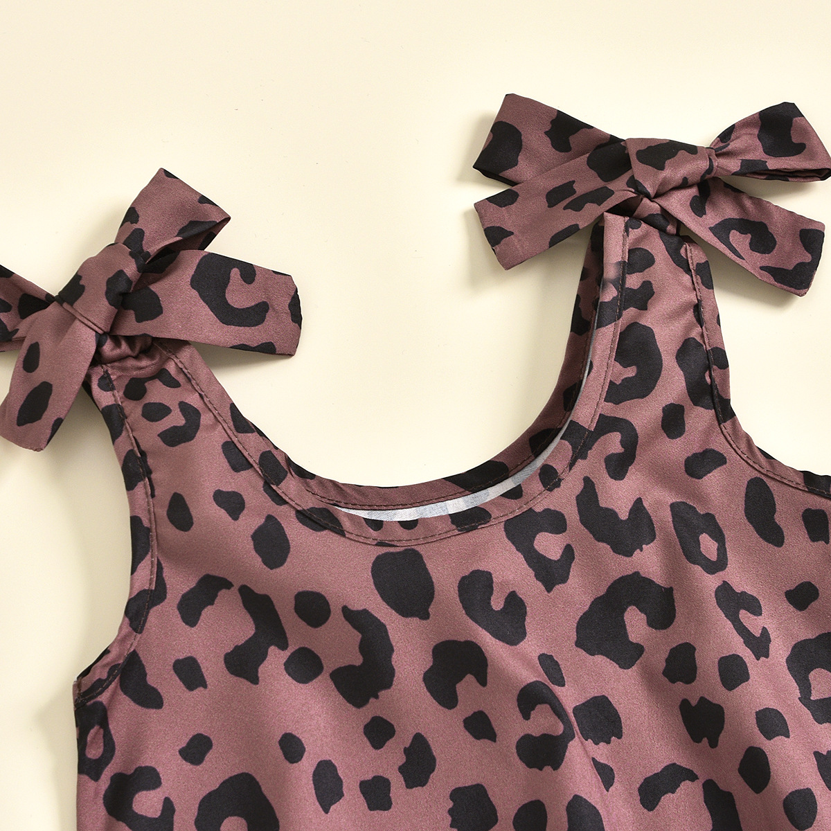 Casual Round Dots Leopard Cotton Baby Clothing Sets display picture 7