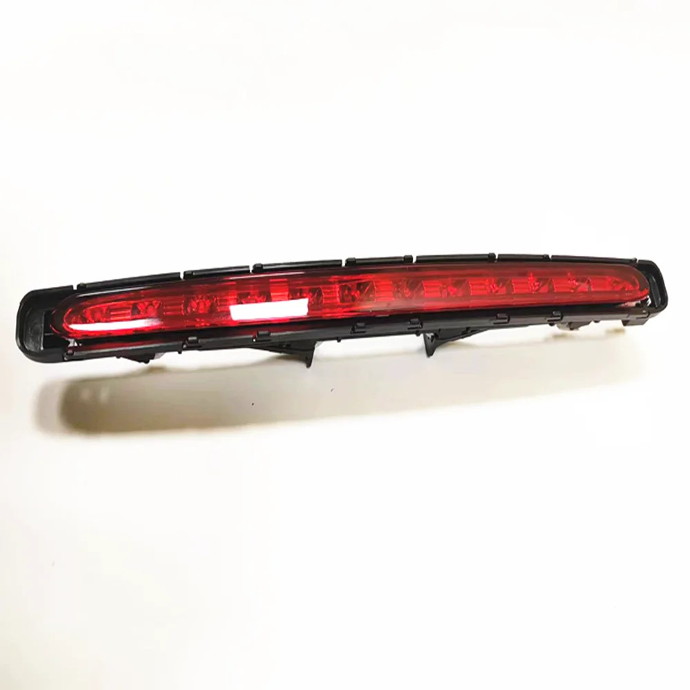 A2118201556 Mercedes-Benz Rear High-Mounted Brake Light Warning Light W211 E200 E220 E240