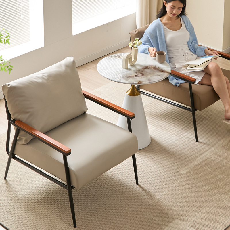 Silla de sofá individual de ocio minimalista de lujo ligero, cafetería, sala de billar, sala de estar, dormitorio, balcón, silla de recepción del hotel