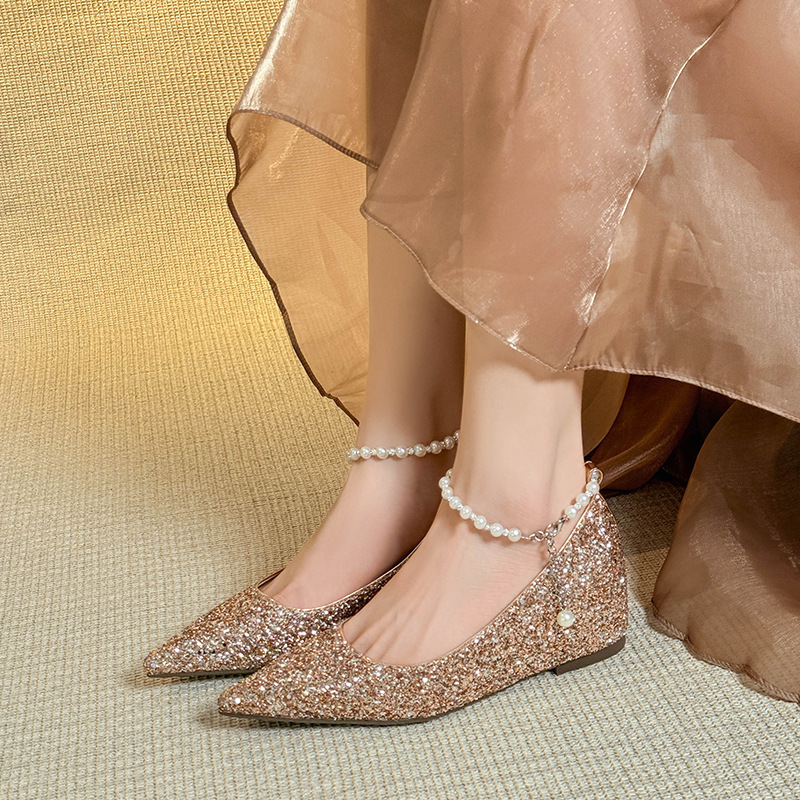 Trendy 2025 New Xiuhe Wedding Shoes with Internal Height Increase, Pearl Chain, Intellectual Spring and Autumn Ceremonial Shoes for Women