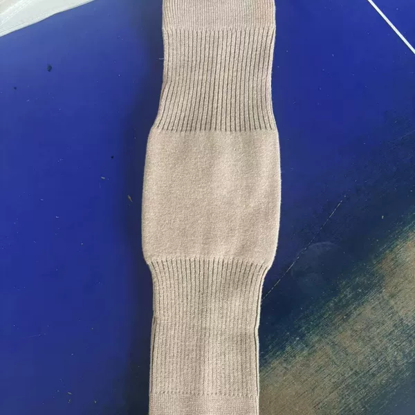 Wool knee warmers for men and women, thickened to protect the knee joints from the cold, suitable for the elderly in autumn and winter