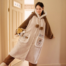 薇尔妮丝冬款珊瑚绒卡通刺绣宽松韩版睡衣袍套装女加厚保暖家居服