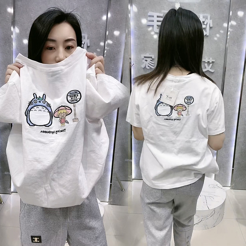 Extra Large Size 1.0-150kg Plus-Size Embroidered Cartoon Totoro Short-Sleeve T-Shirt for Women, Mid-Length Versatile Top, Casual and Versatile