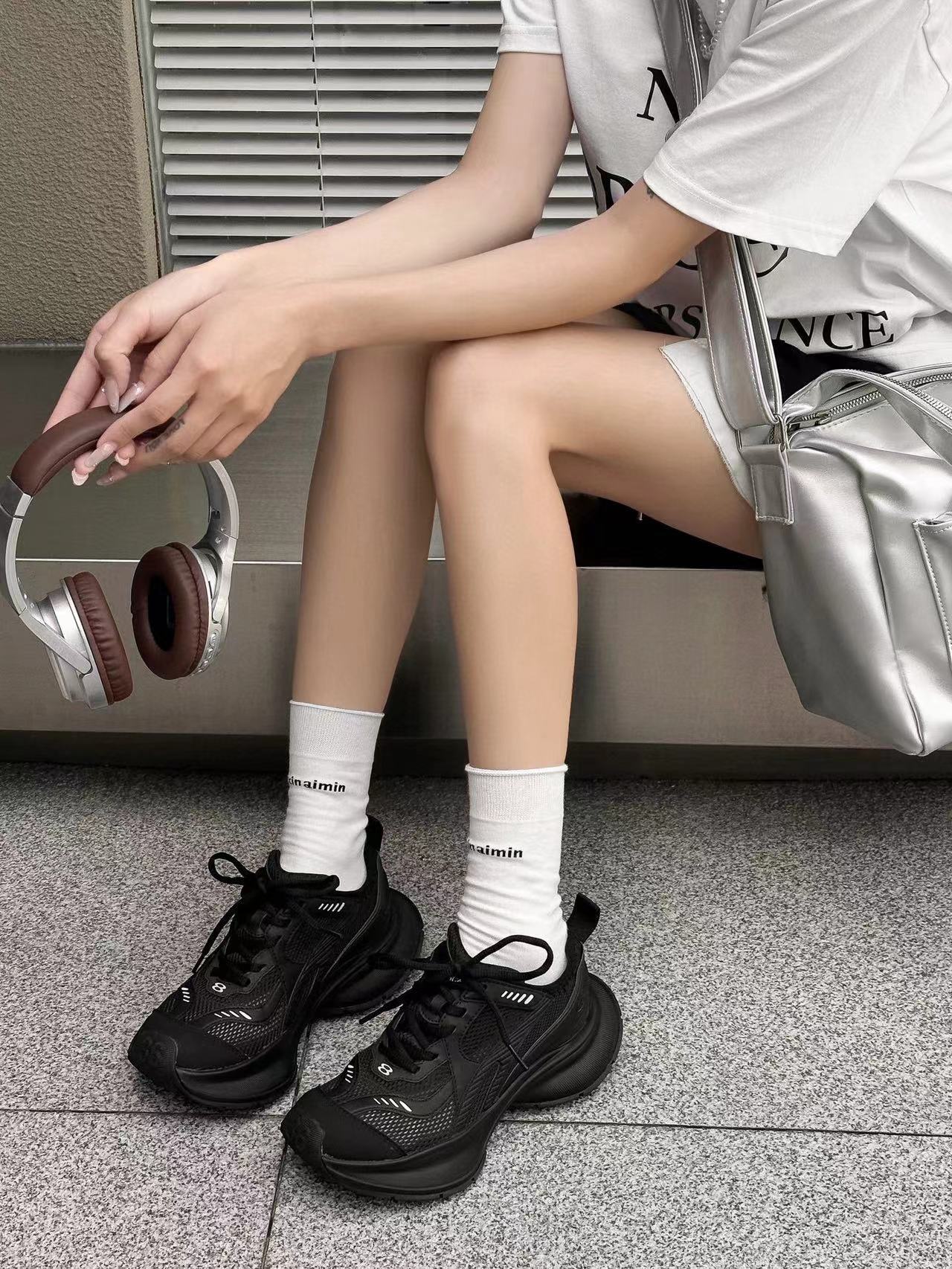 Men's And Women's Paris New Lace-Up Mesh Breathable Dad Shoes 13th Generation Distressed Low Top Casual Sports Shoes With Thick Sole Height Increasing_vogvips.com