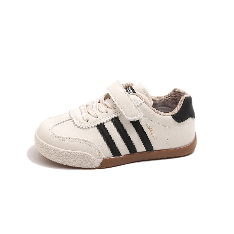 Zapatos deportivos para niños otoño 2025 nuevos zapatos de entrenamiento para niños grandes zapatos de skate casuales para niños pequeños zapatos Agan