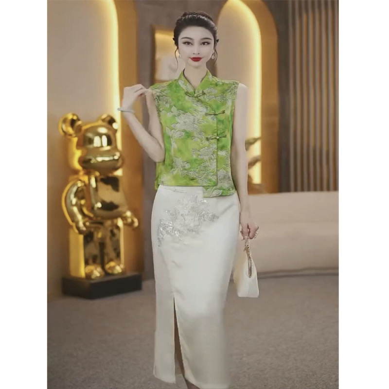 2025夏季网红新款新中式马甲女国风重工时尚爆款印花盘扣显瘦上衣|undefined