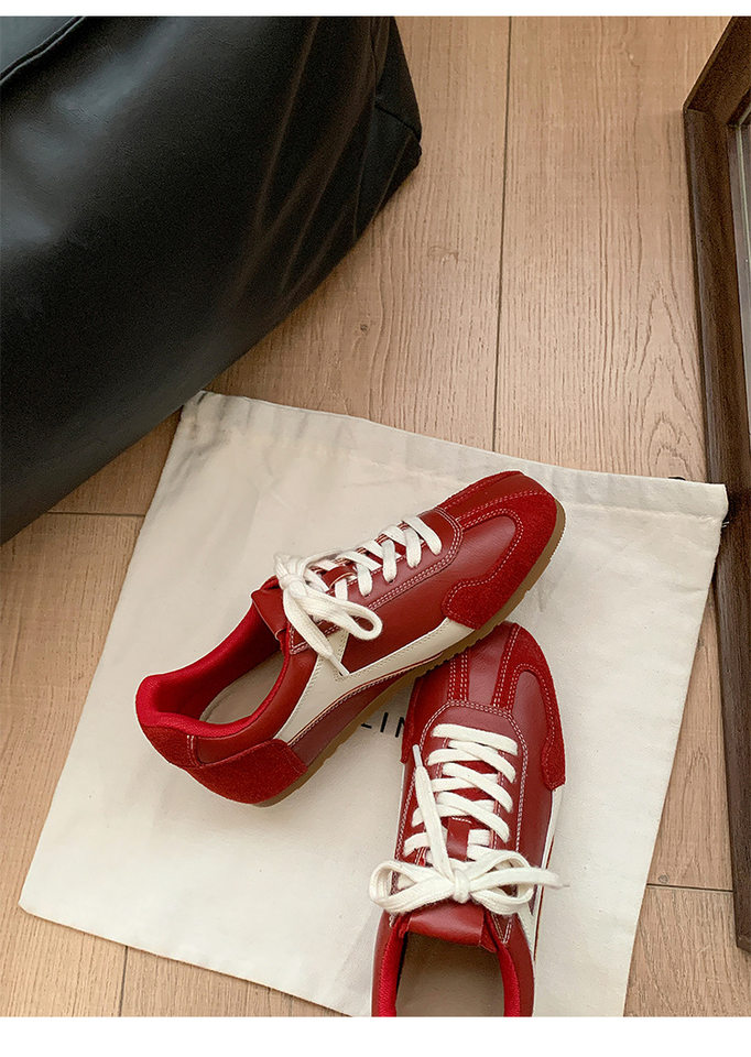 Giày sneaker nữ da cừu phối màu, đế cao su, tăng chiều cao bên trong 5 cm, kiểu retro — Màu nâu (cao hơn 5cm bên trong) có sẵn, Màu nâu (cao hơn 5cm bên trong) đã sẵn sàng để bán, Màu đen (cao hơn 5cm bên trong) có sẵn hàng, Màu đỏ (tăng thêm 5cm bên trong) hàng sẵn có chi tiết 30
