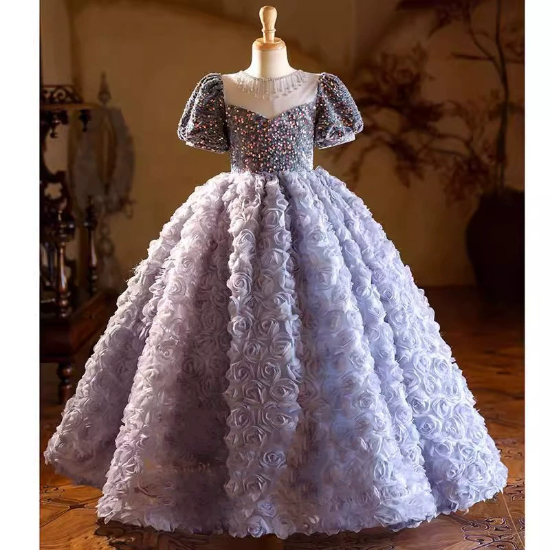 Детское платье светло-экстравагантное, гала-шоу высокого класса