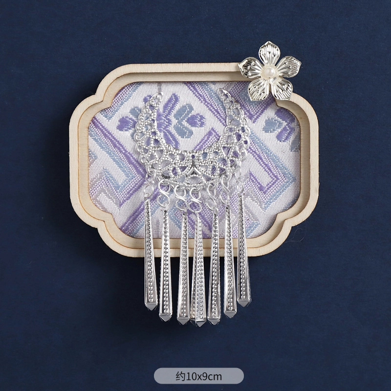 34-Zhuang Brocade Refrigerator Magnet (Crescent Moon Flower)