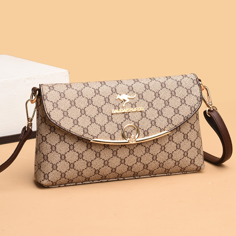 Bag women's shoulder messenger bag simple all-Match pattern mobile phone bag middle-aged mom small shoulder bag fashionable one-piece delivery