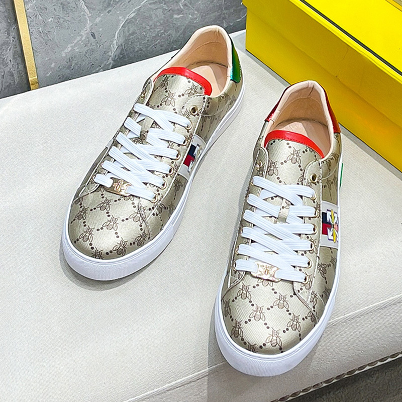 Chaussures basses de luxe européennes Little Bee pour hommes, chaussures d'été décontractées en cuir à la mode pour hommes_voghion.com