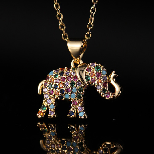 Cross-border new copper zirconia elephant pendant necklace for women, high-end, versatile necklace, lightweight luxury, niche fashion, clavicle chain.