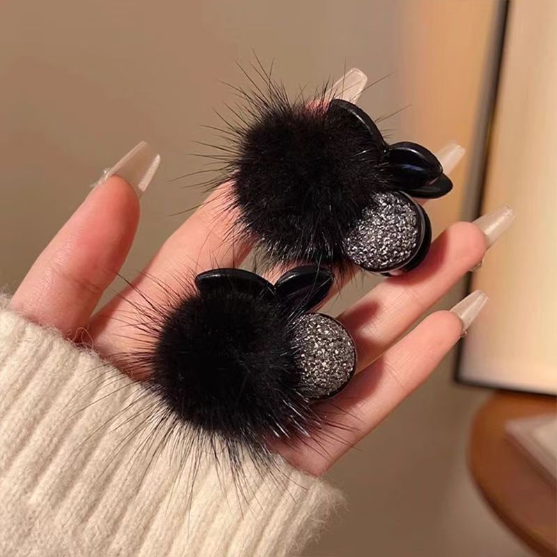 秋冬のぬいぐるみのさくらんぼの半分の髪の小さいクリップの女性の高級感の前髪のカードの高い馬尾の固定のクリップの頭飾り|undefined