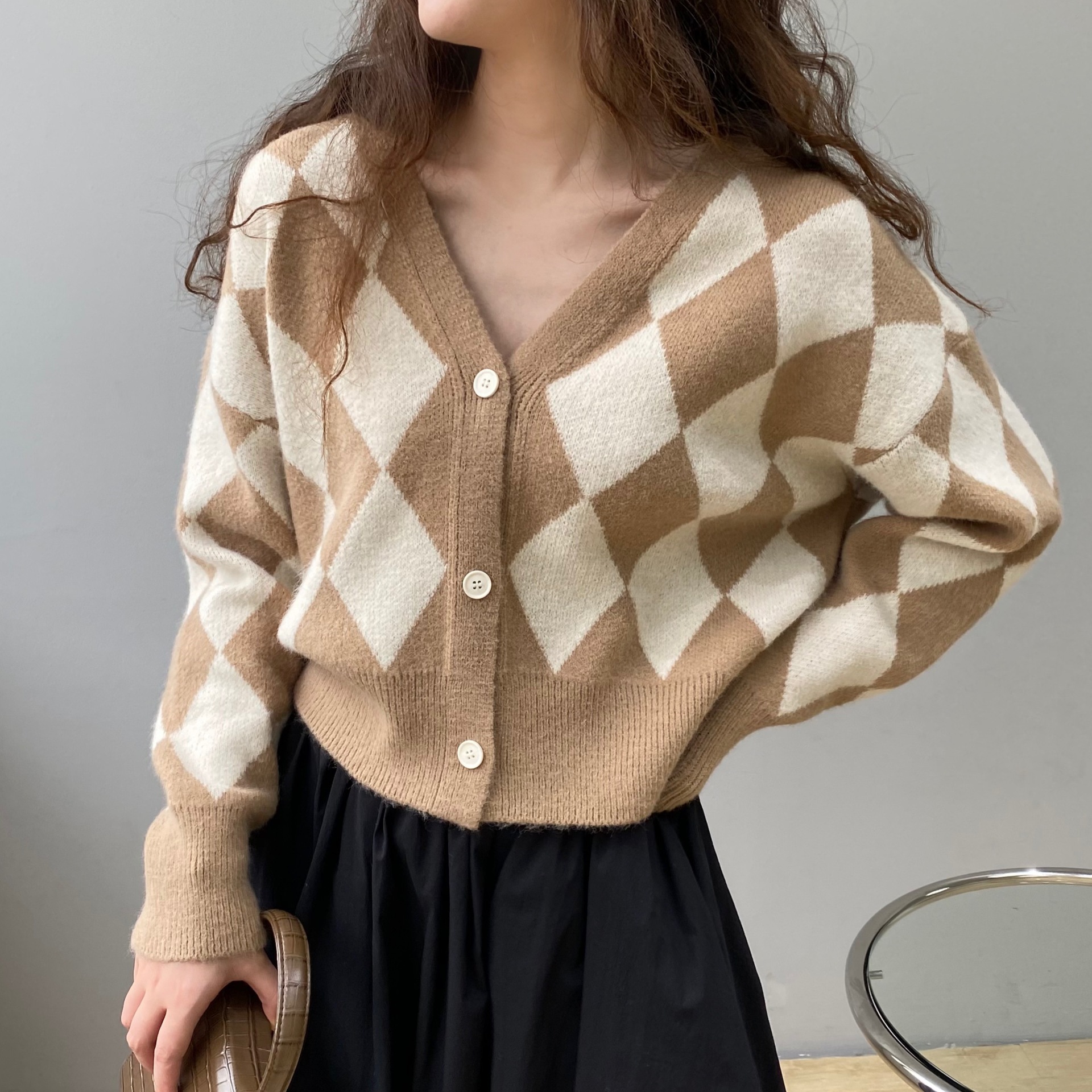 (2개) JIA ZHI | 다이아몬드 패턴 프렌치 스타일 브이넥 가디건 스웨터 재킷 한국 스타일 스웨터 쇼트 탑 B7230