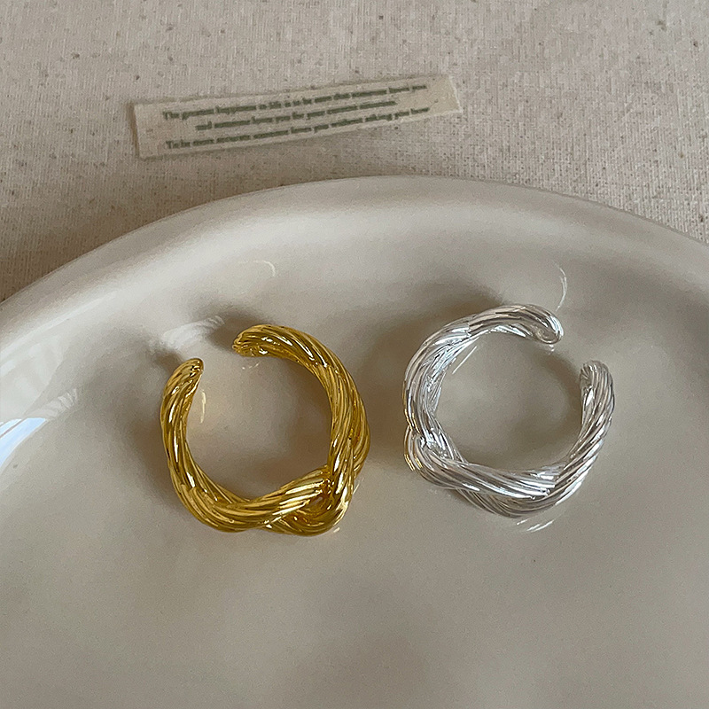 Schitterende designerring voor dames, elegant sieraad_voghion.com