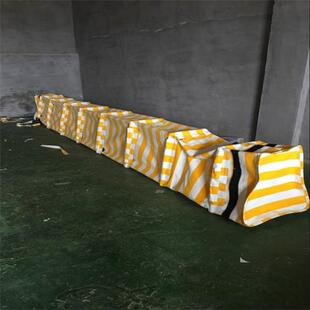 �����ĵ��ȝ����頝��yʽ�ۯB��ˮ���M��ʽ��������������ˮ��