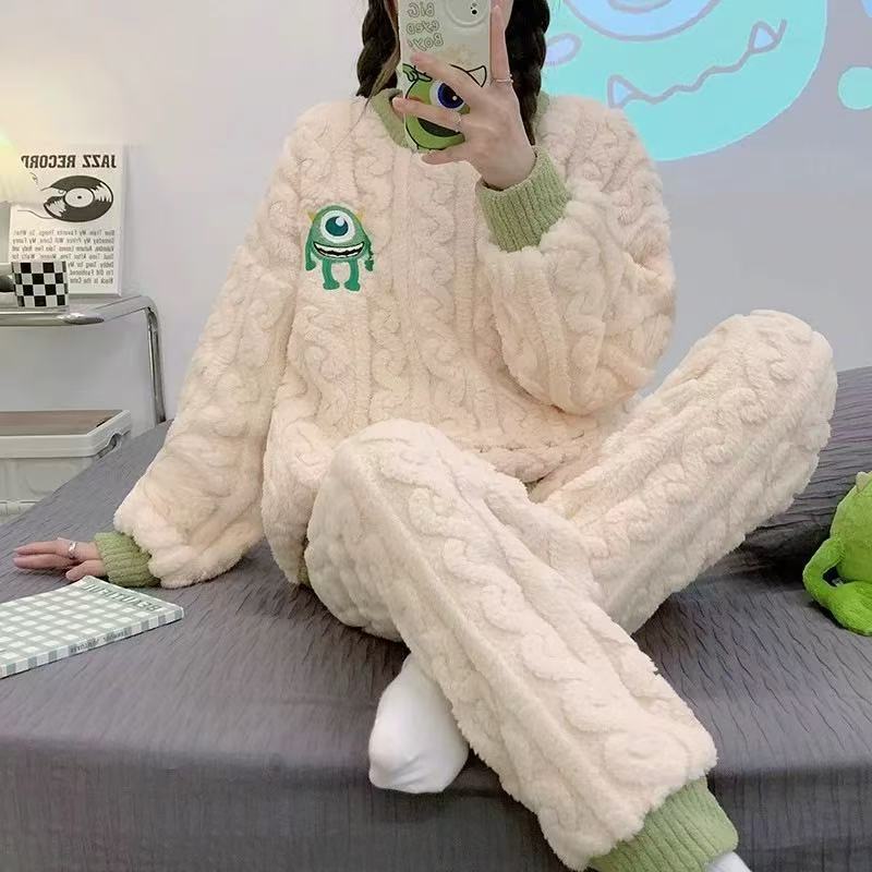 Al por mayor transfronterizo nuevo pijama de lana de coral niña de dibujos animados chaqueta de flanel bordada ropa cálida para el hogar se puede usar fuera