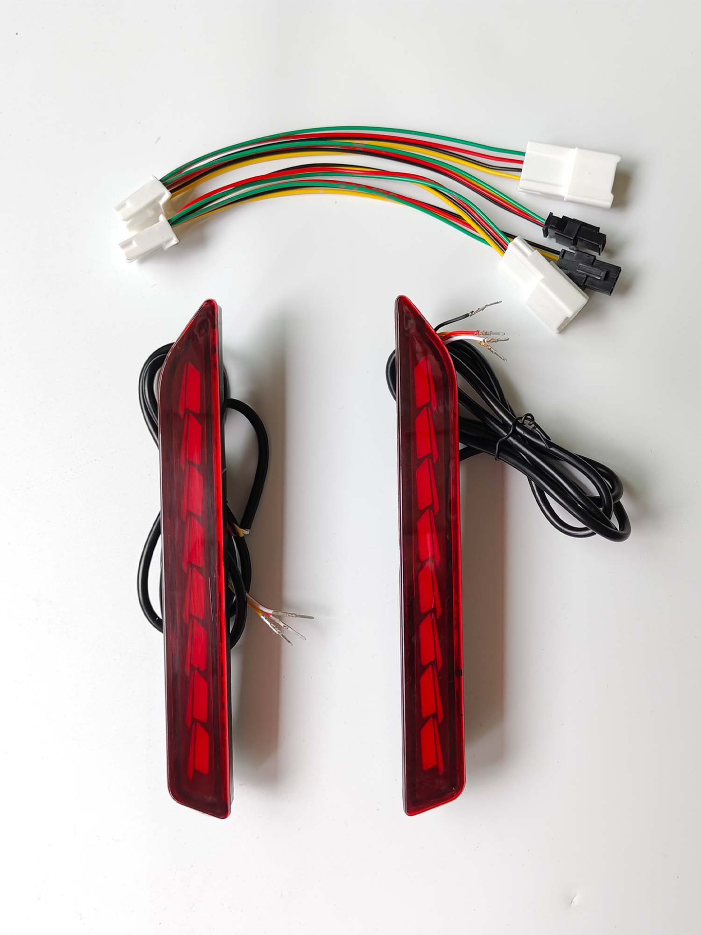 Suitable for Toyota RAV4, Rongfang, and Weilanda rear bumper lights, 2026 model RAV4 Weilanda brake lights, sequential plug-in type