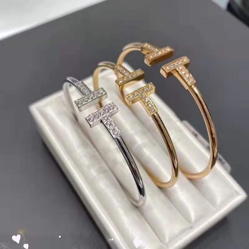 日韩版简约设计双T经典镶钻开口手镯女钛钢小众气质简约百搭手链