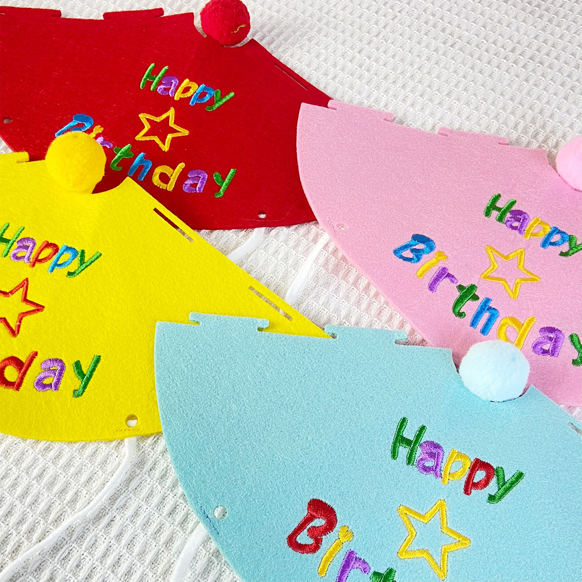 Праздничный конусный колпак для собак Sonos Happy Birthday