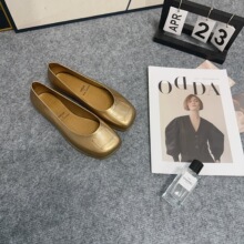 2024�¿�÷*ɯͬ��^һ�_�ż�ɫ���sƽ��Ь