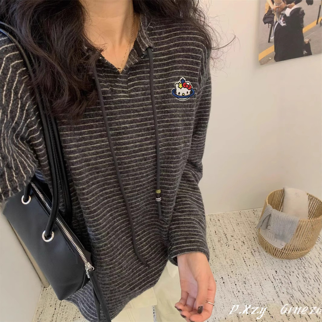 011冬季慵懒风圆领卫衣女秋季新款薄款宽松韩版女式上衣bf外套