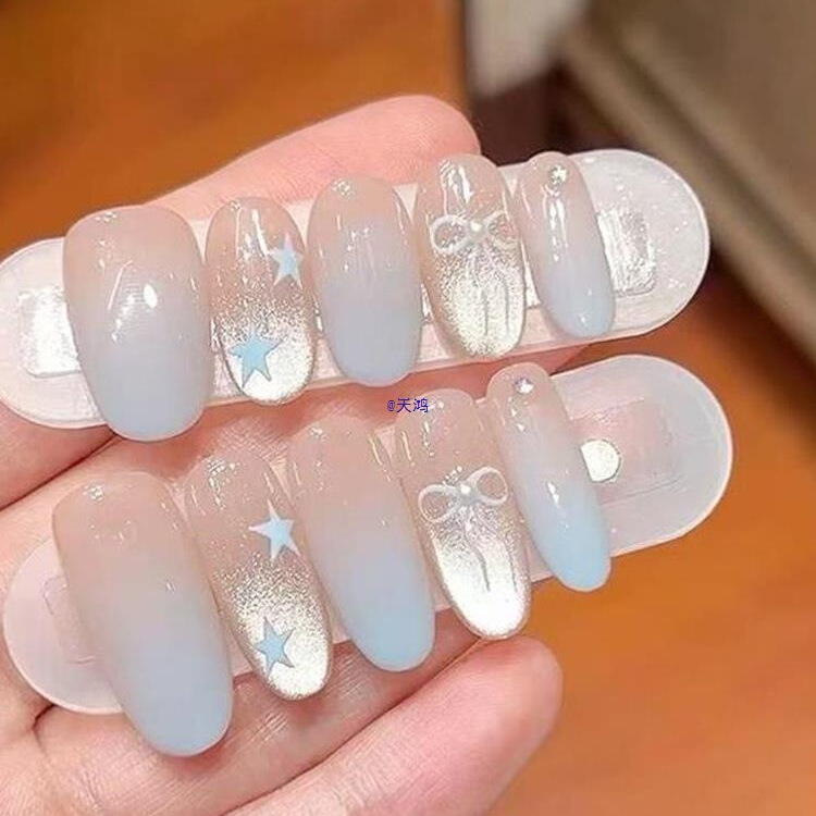 Milk Blue Gradient Cat Eye Star Gentle Manicure Whitening Wearable Removable Bow Handmade Diamond Patch