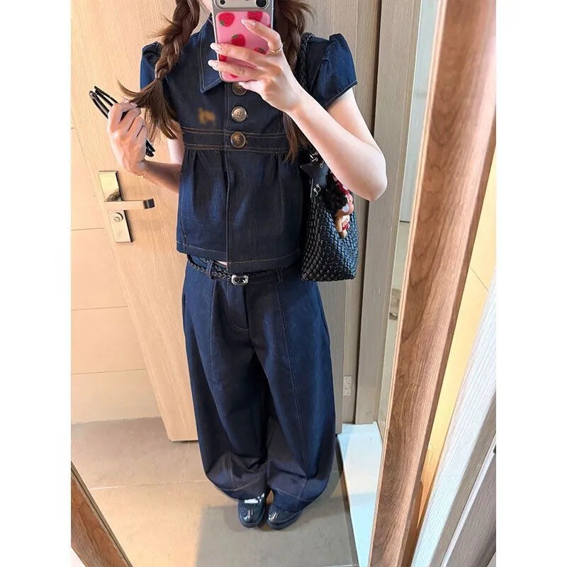 New summer Korean-style outfit: a complete set of denim shirt, short-sleeved top, casual wide-leg pants, and college-style suit for women New summer Korean-style outfit: a complete set of denim shirt, short-sleeved top, casual wide-leg pants, and college-style suit for women