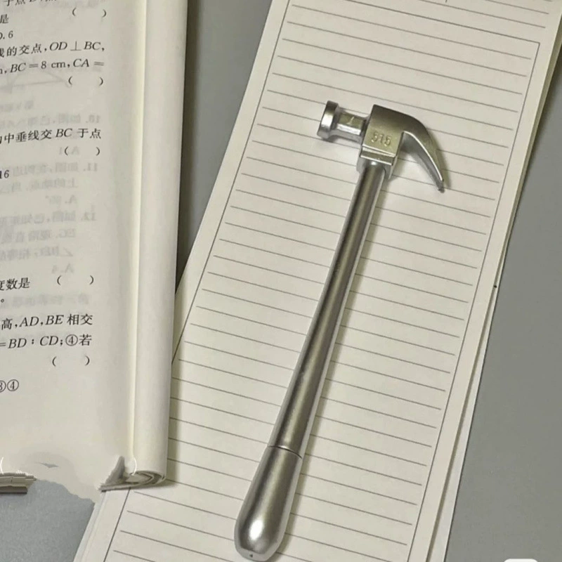 Та же молотковая ручка, что и Xiaohongshu для начала учебы, забавна и интересна. Канцелярский молоток. Фирменная ручка не имеет спецификаций.