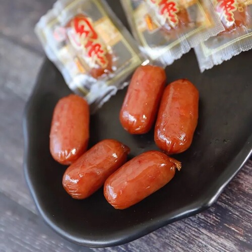 Fujian Hongxiangji 5 lbs per bag original flavor black pepper smoked Taiwanese sausage barbecue sausage small package with weight