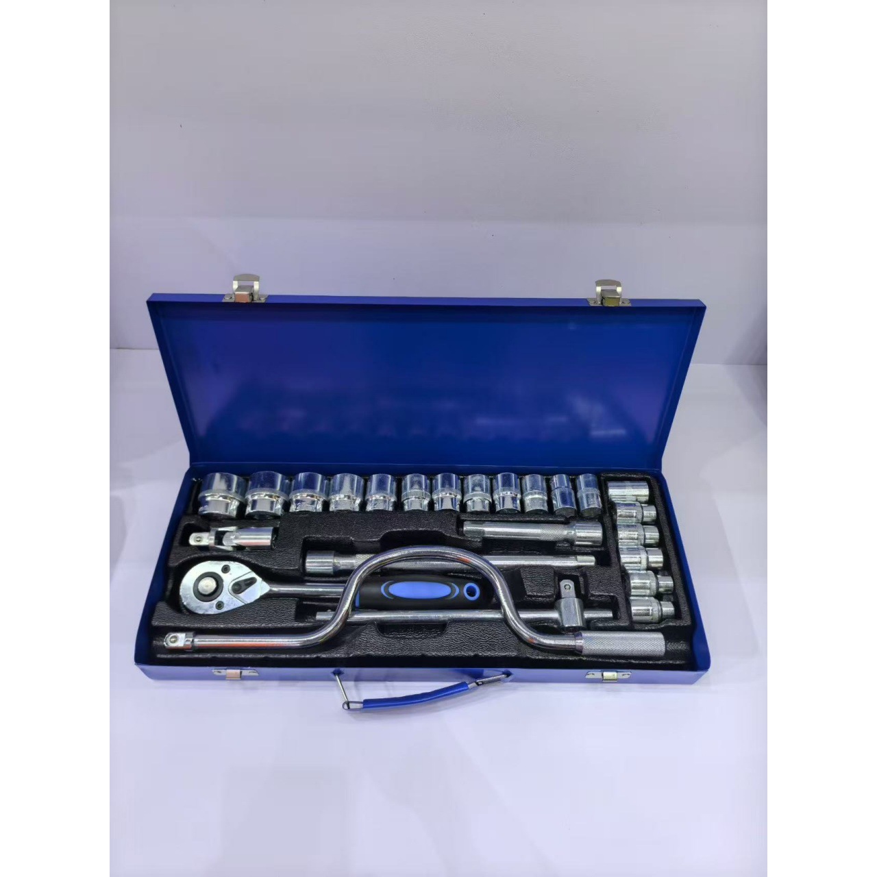 Socket ratchet wrench set, auto repair tool set, home use toolbox, multifunctional combination repair tools